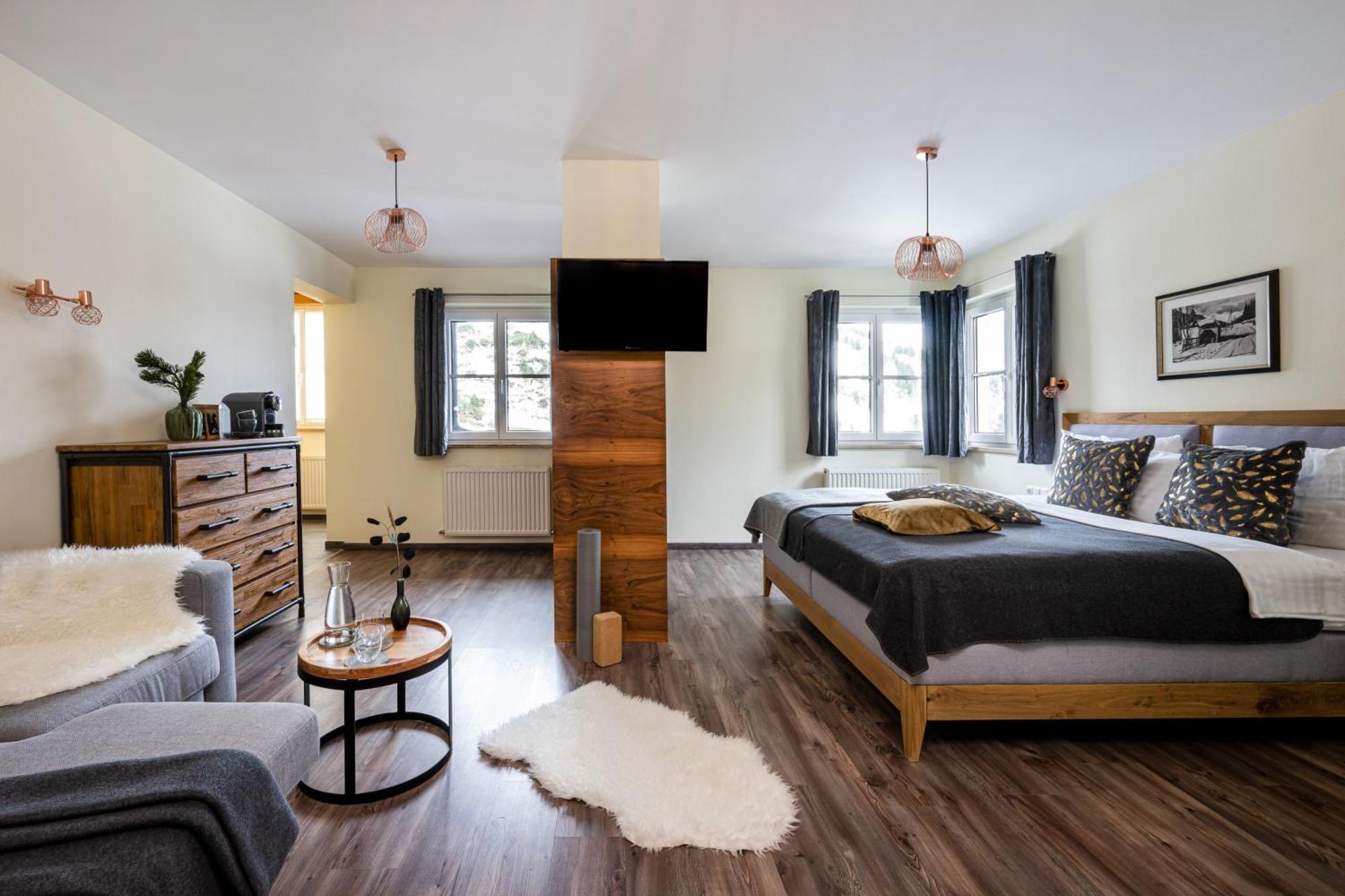 אוברטאורן Alphatauern Health Resort - Adults Only 15 Plus מראה חיצוני תמונה
