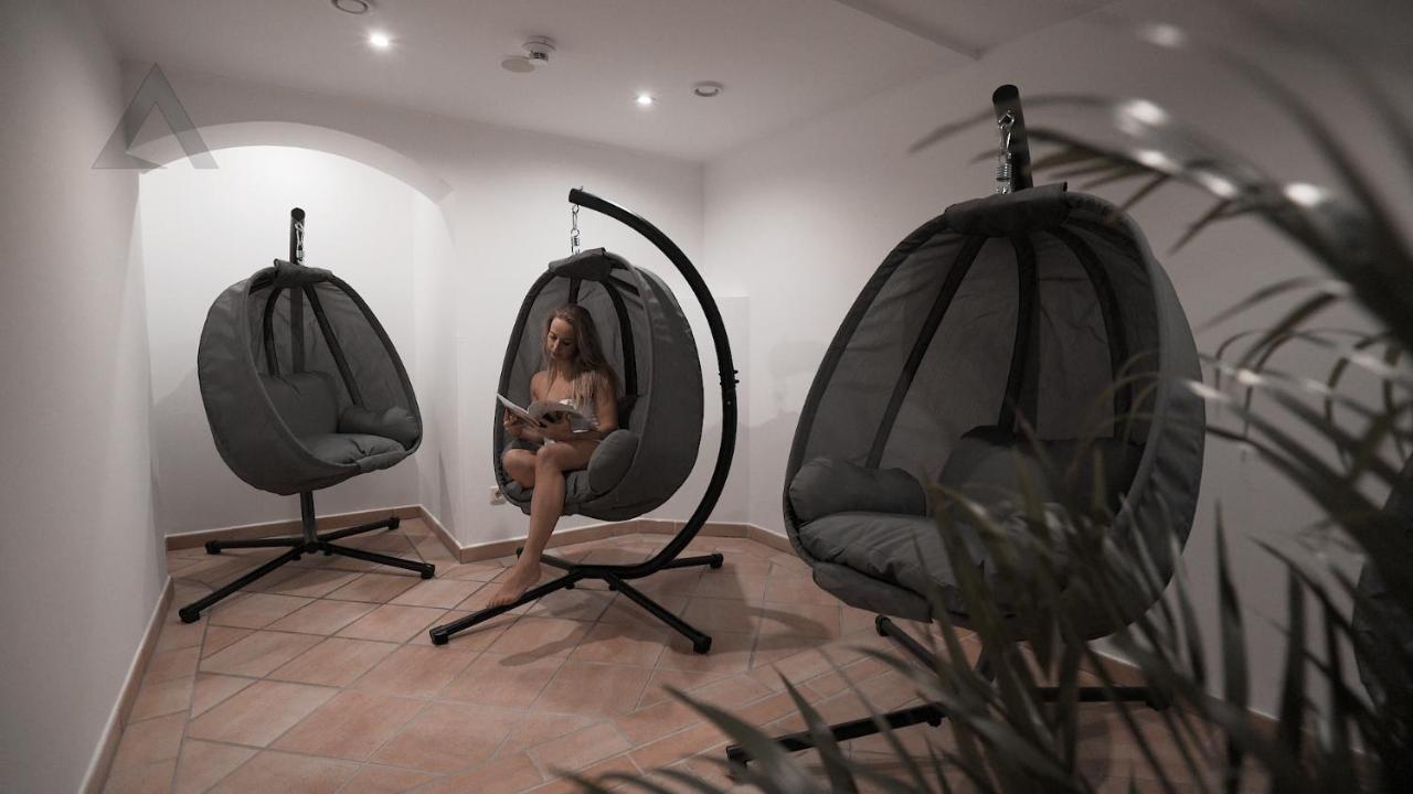 אוברטאורן Alphatauern Health Resort - Adults Only 15 Plus מראה חיצוני תמונה